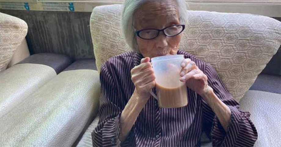 Uống cà phê mỗi ngày từ năm 4t, đến nay cụ bà đã 105t vẫn cực minh mẫn, khỏe mạnh, không mắc bệnh