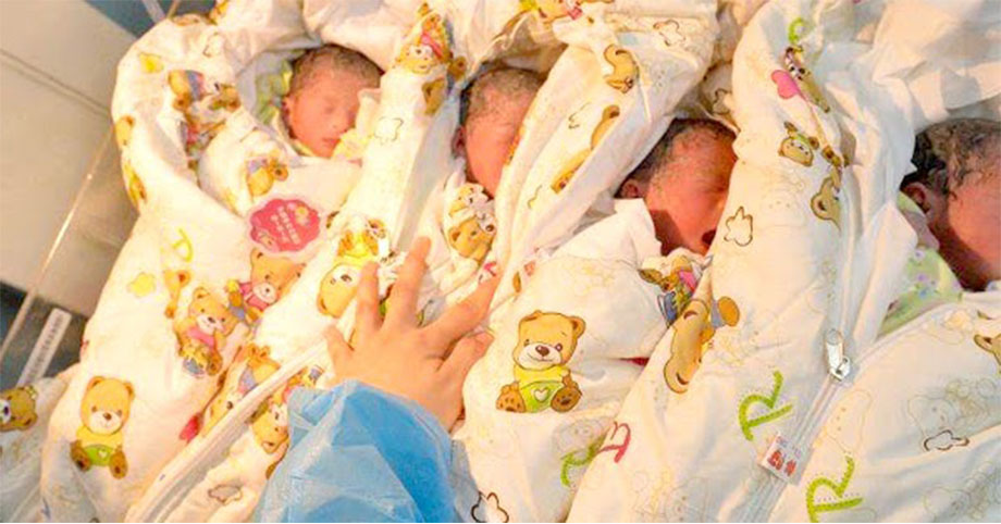Cầu con đỏ mắt, mẹ sinh liền 4 bé, chật vật vay mượn sống qua ngày, hạnh phúc tàn vì nợ