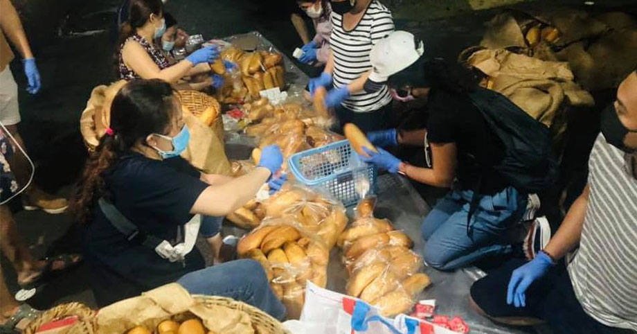 ‘Bánh mì Sài Gòn 0 đồng một ổ, bánh mì Sài Gòn đặc biệt thương nhau’