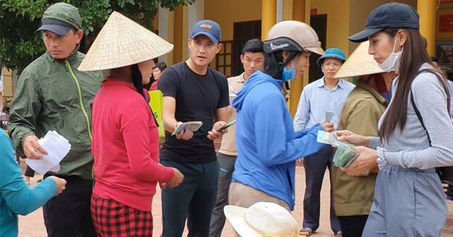 ‘Biến’ mới vụ từ thiện của Thủy Tiên ở Quảng Bình: Có xã nhận được hơn 7,5 tỉ đồng cứu trợ