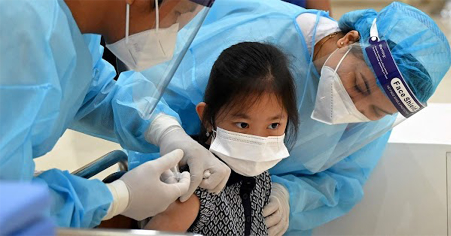 Những điều phụ huynh cần lưu ý khi cho trẻ từ 5-11 tuổi tiêm ngừa vaccine