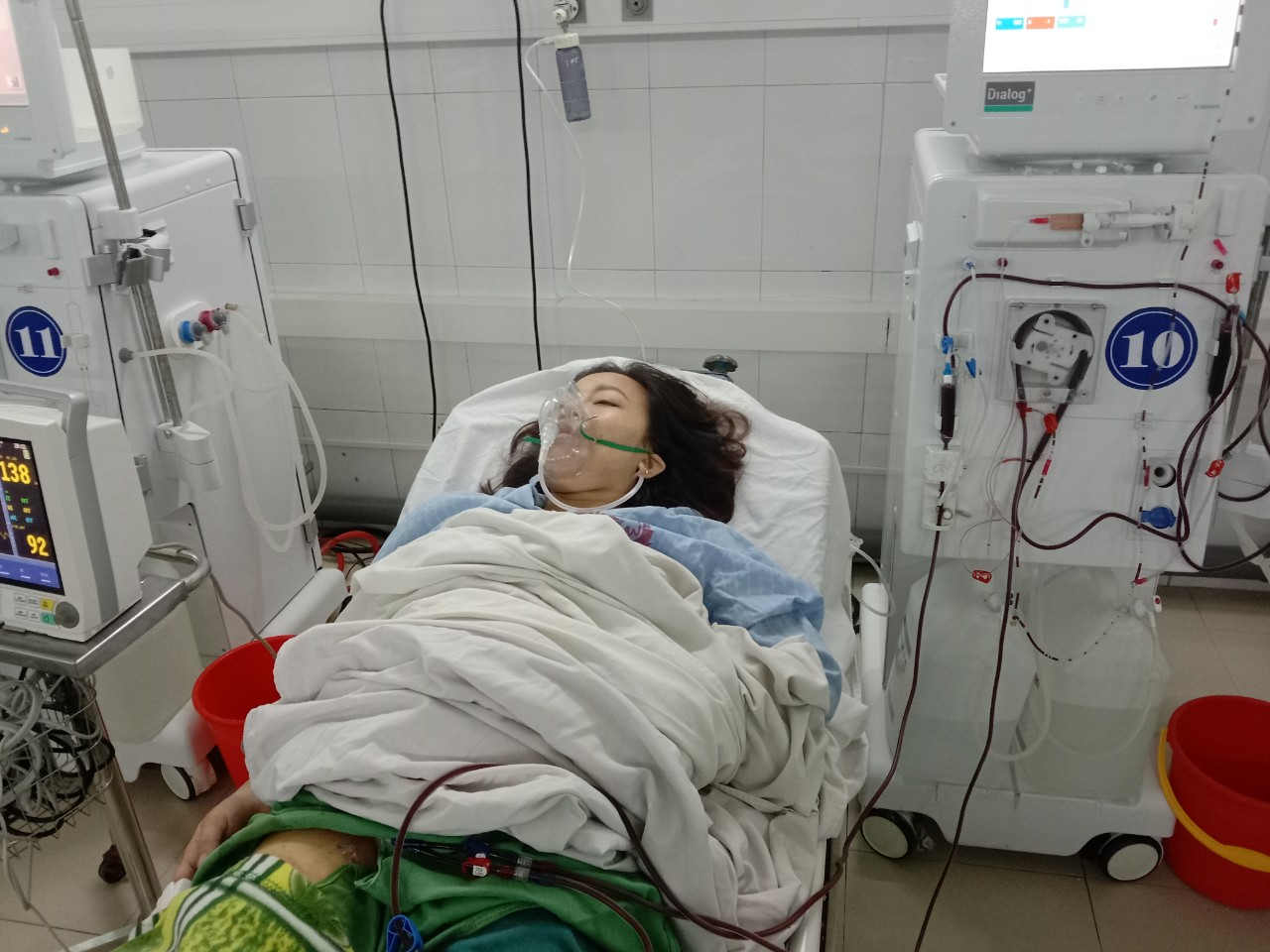 Sinh xong 𝐱𝐮ấ𝐭 𝐡𝐮𝐲ế𝐭 𝐤𝐡ô𝐧𝐠 𝐧𝐠ừ𝐧𝐠, mẹ Bắc Giang được truyền 3,5 lít máu mới 𝐠𝐢ữ đượ𝐜 𝐦ạ𝐧𝐠