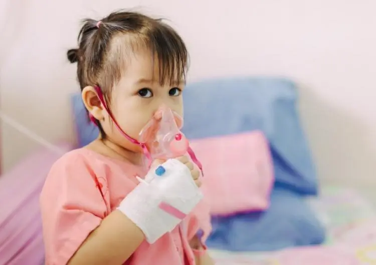 Dấu hiệu viêm phổi sớm ở trẻ, thấy con có biểu hiện này cha mẹ cần đưa đi viện ngay lập tức